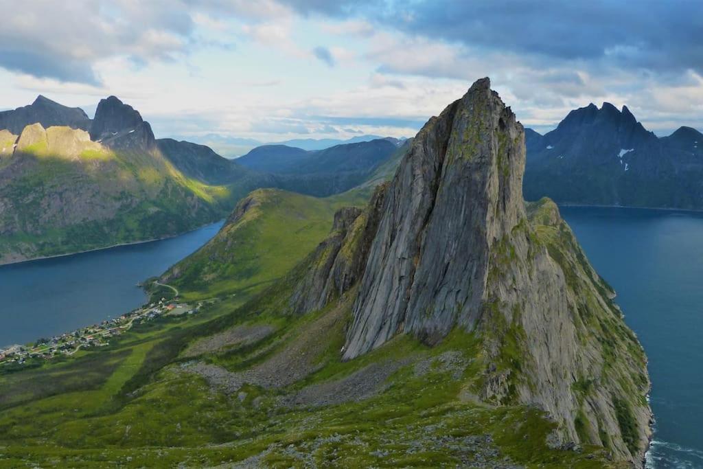 Cozy Apartment Between Sea And Mountains Mefjordvær 外观 照片